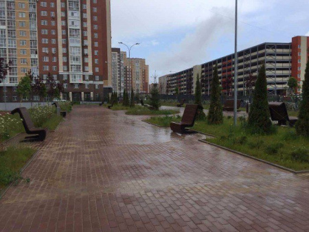 Скамейка стальная «Пифагор» С маленьким разделителем