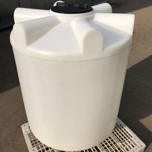 Емкость K 1000 литров
